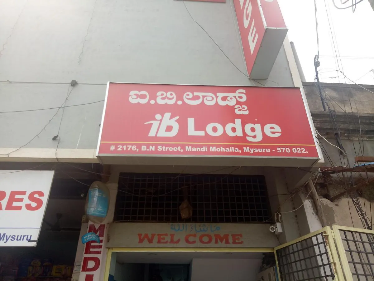 Ib Lodge Májszúr